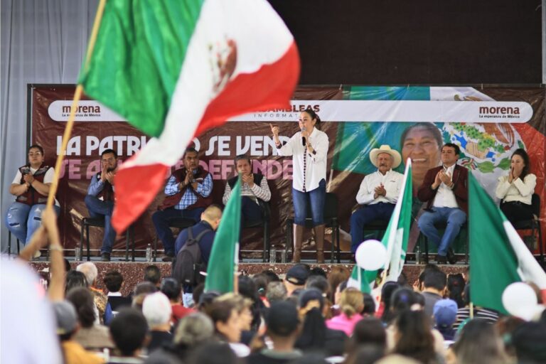 Vero Díaz llama en Sombrerete a defender la soberanía nacional y la 4T