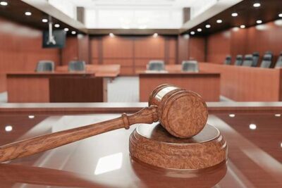 Juez limita funciones de auditora ante Issstezac