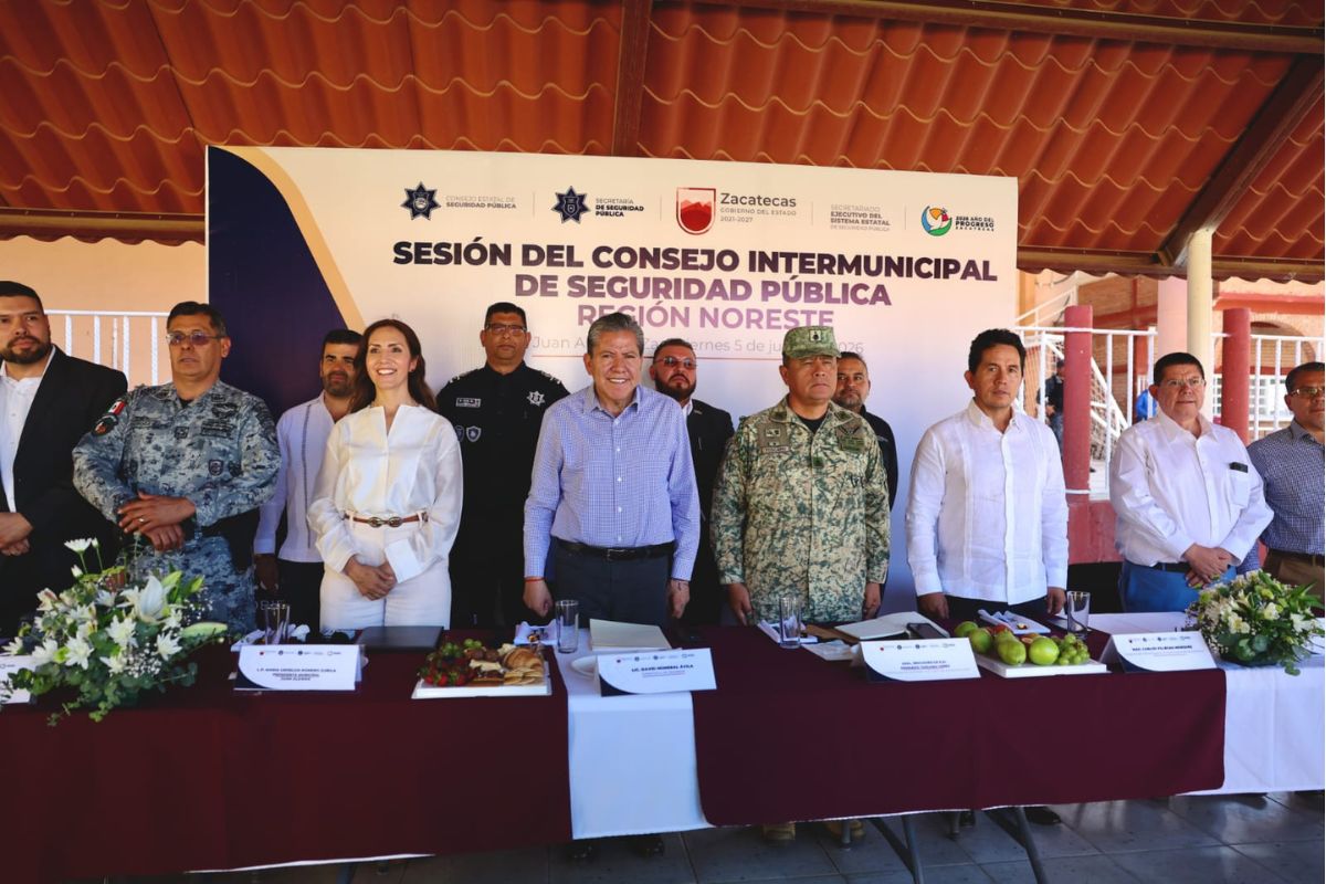Gobernador entrega equipamiento por más de 53 millones y pone en marcha primer Centro de Monitoreo Vecinal en Zacatecas.
