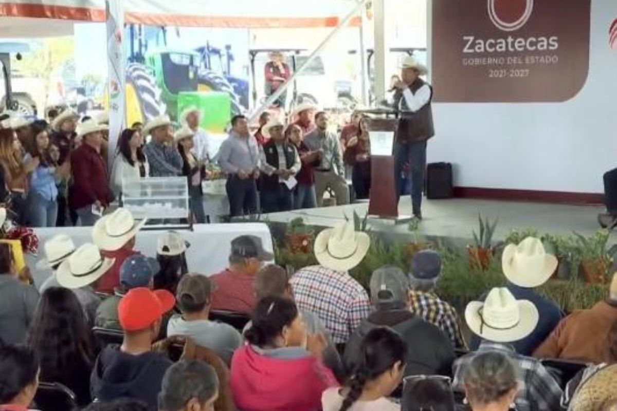 Más de 450 productores recibirán apoyos para fortalecer el campo en Pinos.