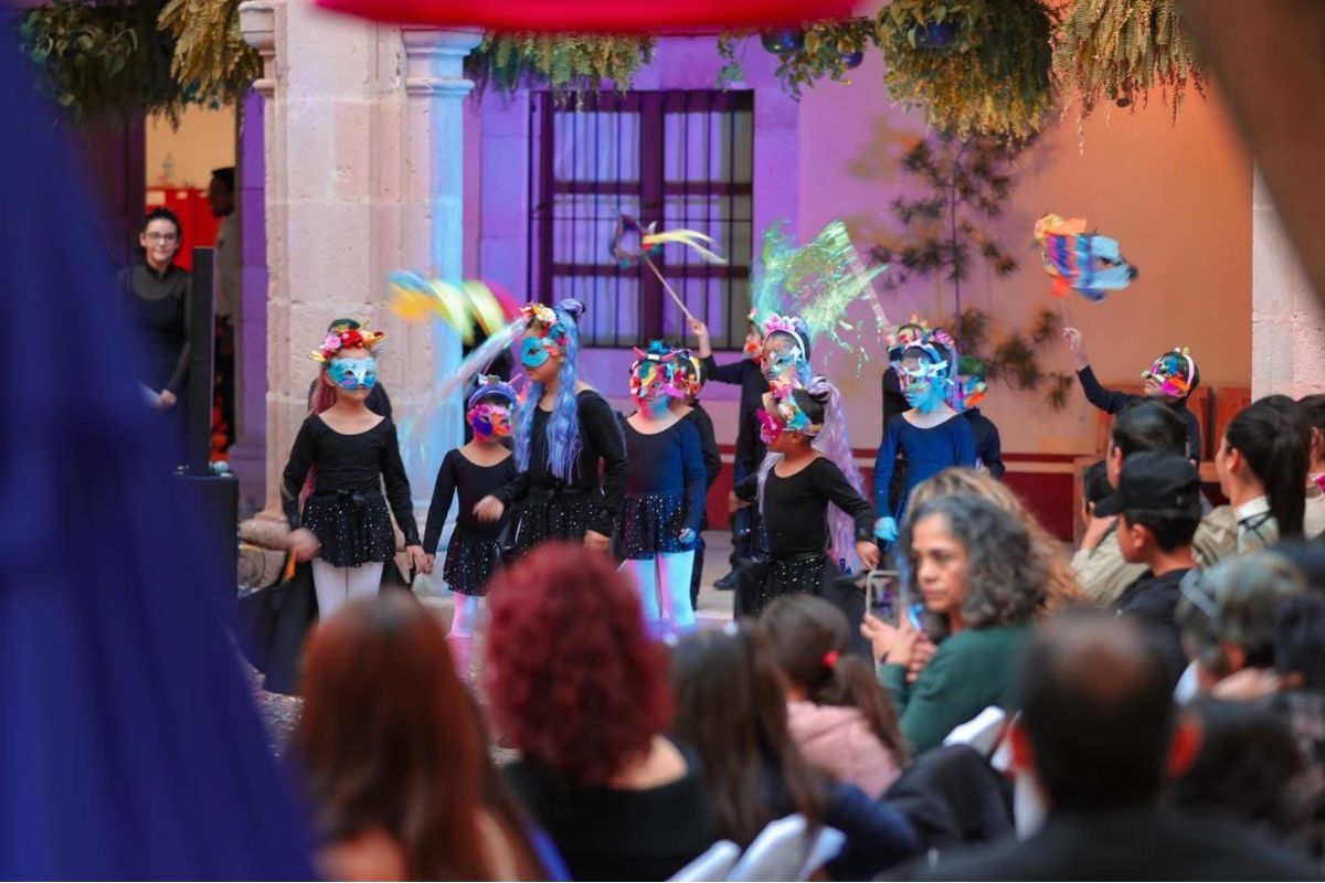 Niñas y niños de Casa Cuna Plácido Domingo llevarán al escenario la muestra de teatro de sombras “Recuerdos entre Alas”