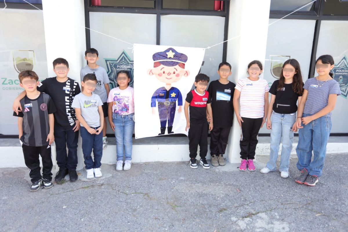 Niñas y niños conocen el trabajo de la Policía en programa preventivo del DIF Jerez.