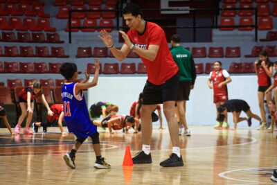 Niñas y niños de Zacatecas entrenan con la Selección Mexicana de Básquetbol