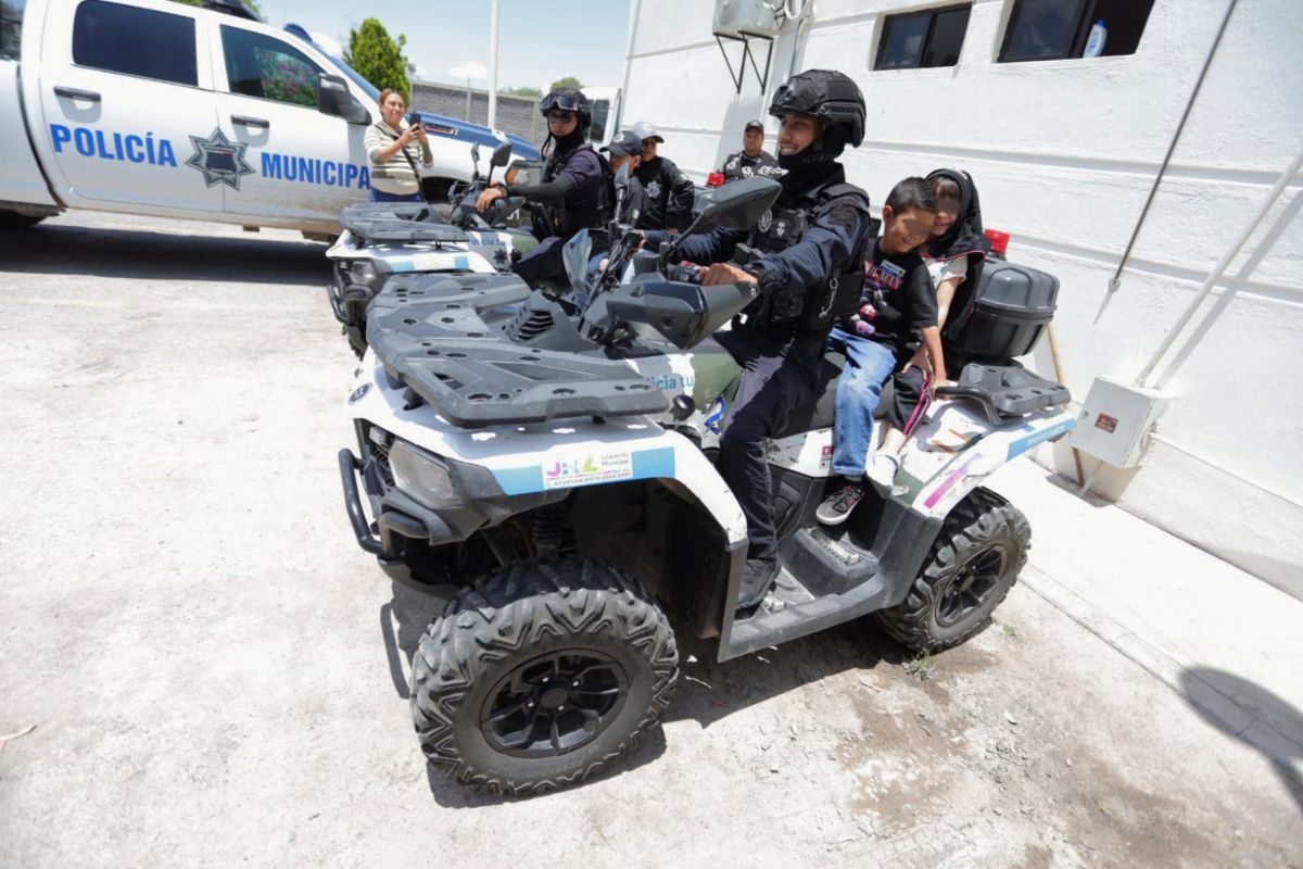 Niñas y niños conocen el trabajo de la Policía en programa preventivo del DIF Jerez.