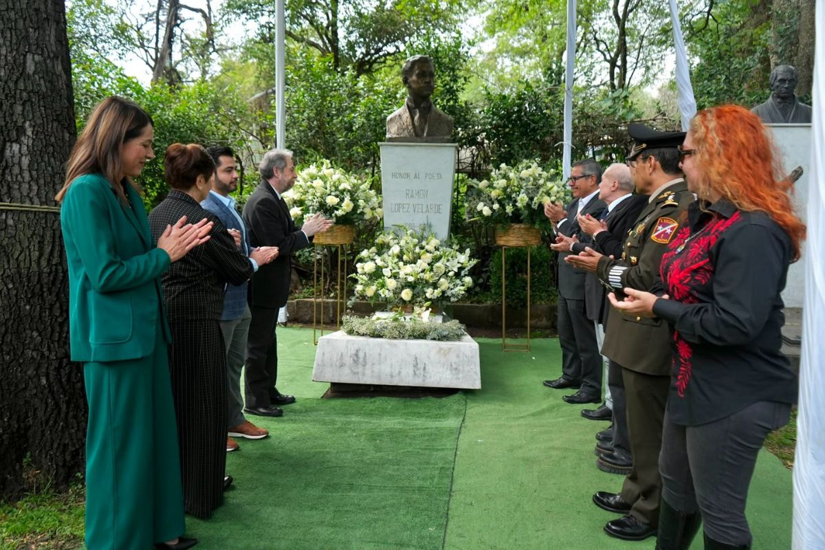 Rinden homenaje a Ramón López Velarde y destacan la vigencia de su legado literario