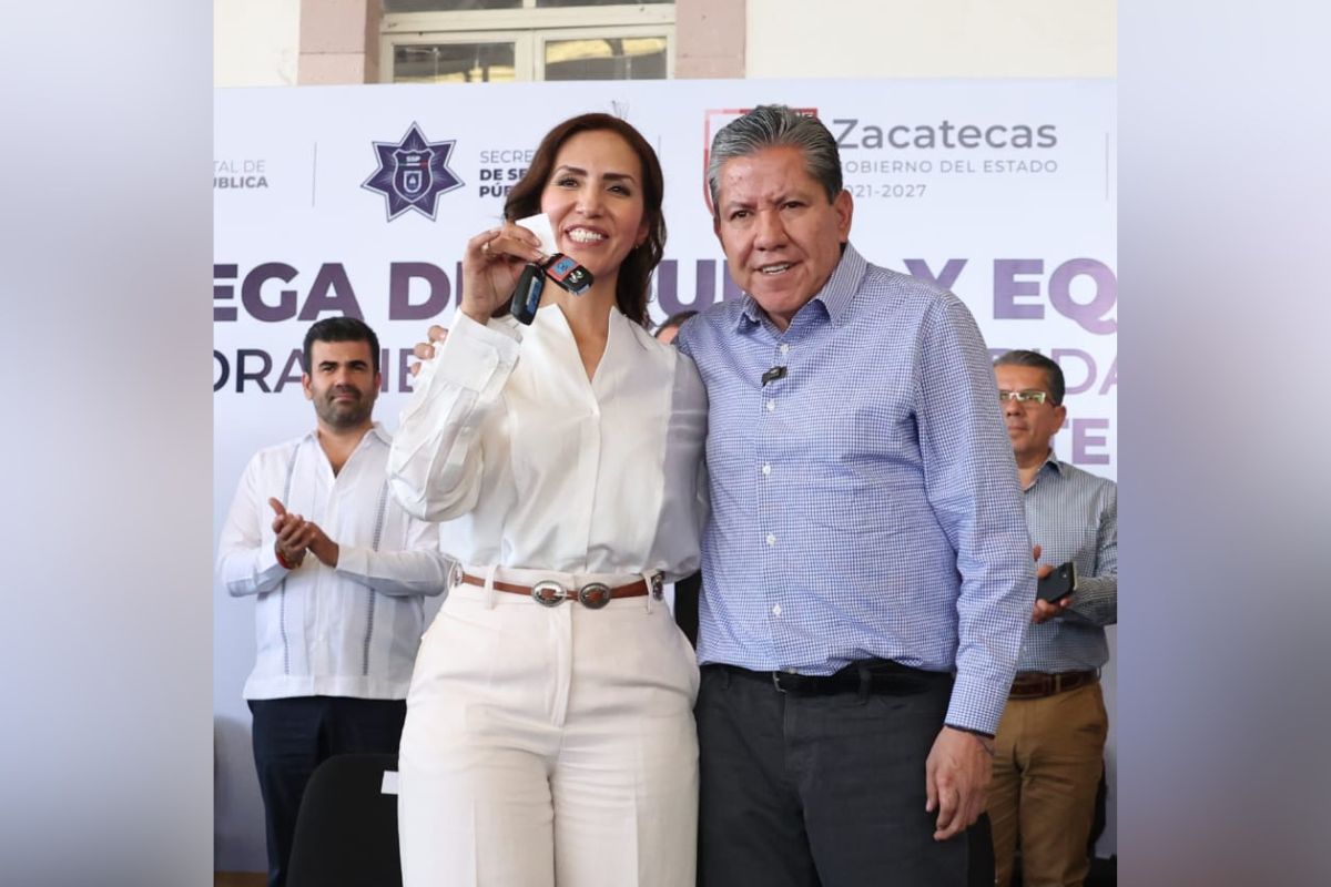 Gobernador entrega equipamiento por más de 53 millones y pone en marcha primer Centro de Monitoreo Vecinal en Zacatecas.