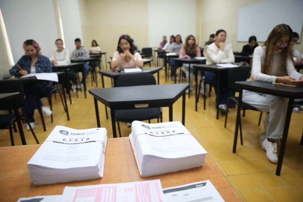 Mil 270 aspirantes compiten por 605 espacios en las escuelas normales de Zacatecas.