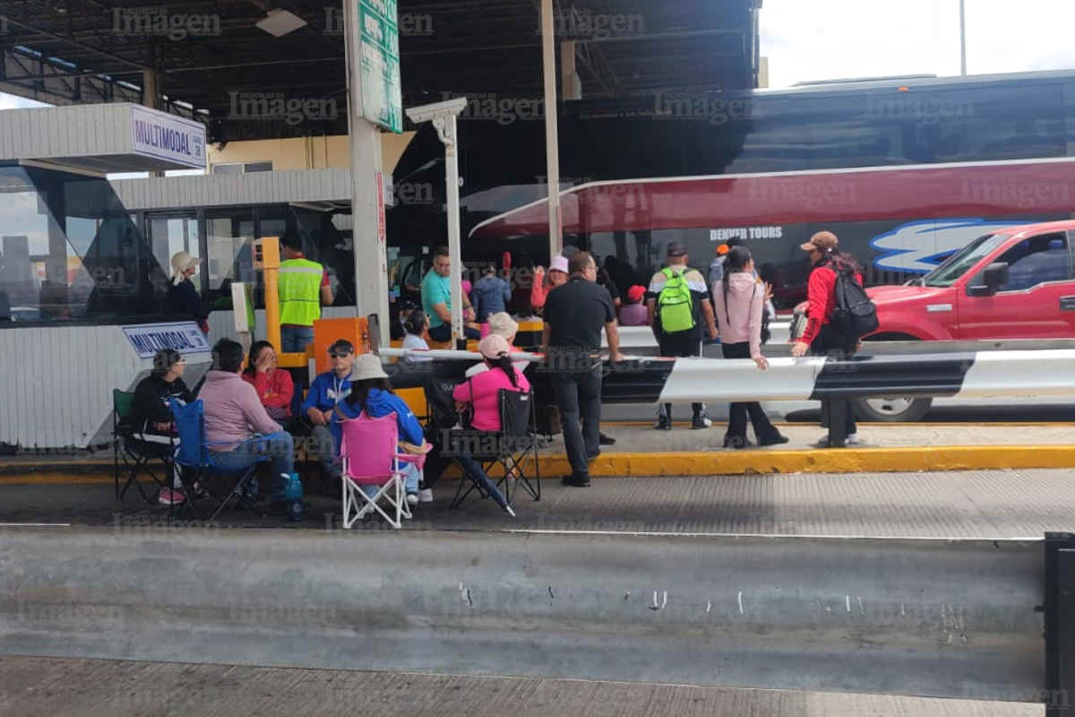 Maestros de Zacatecas endurecen protestas y abren casetas de cobro