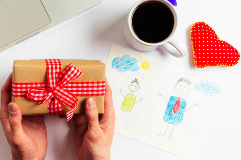 Día del Padre 2026: Comerciantes confían en aumentar ventas con regalos para papá en Fresnillo