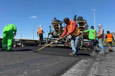 Supervisa Pepe Saldívar reencarpetamiento de tránsito pesado