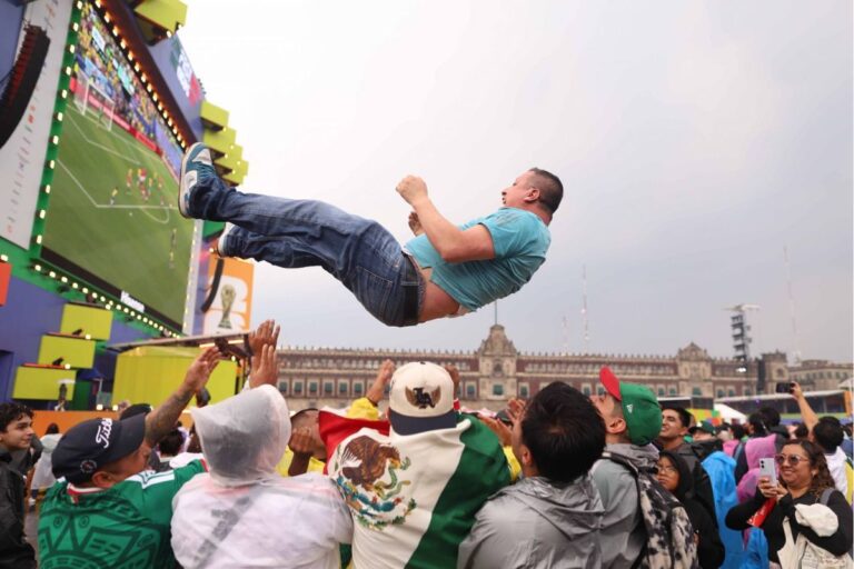 De las tribunas al mundo: el origen del “Quiere volar” mexicano