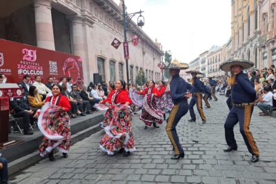 Inicia el Festival Zacatecas del Folclor Internacional con un colorido desfile