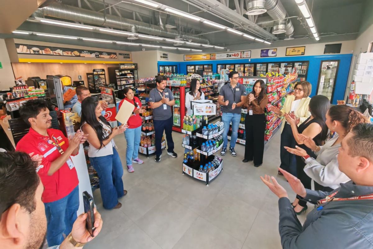 FEMSA fortalece su presencia en Guadalupe con nueva tienda Oxxo y más de 3 mil empleos generados.