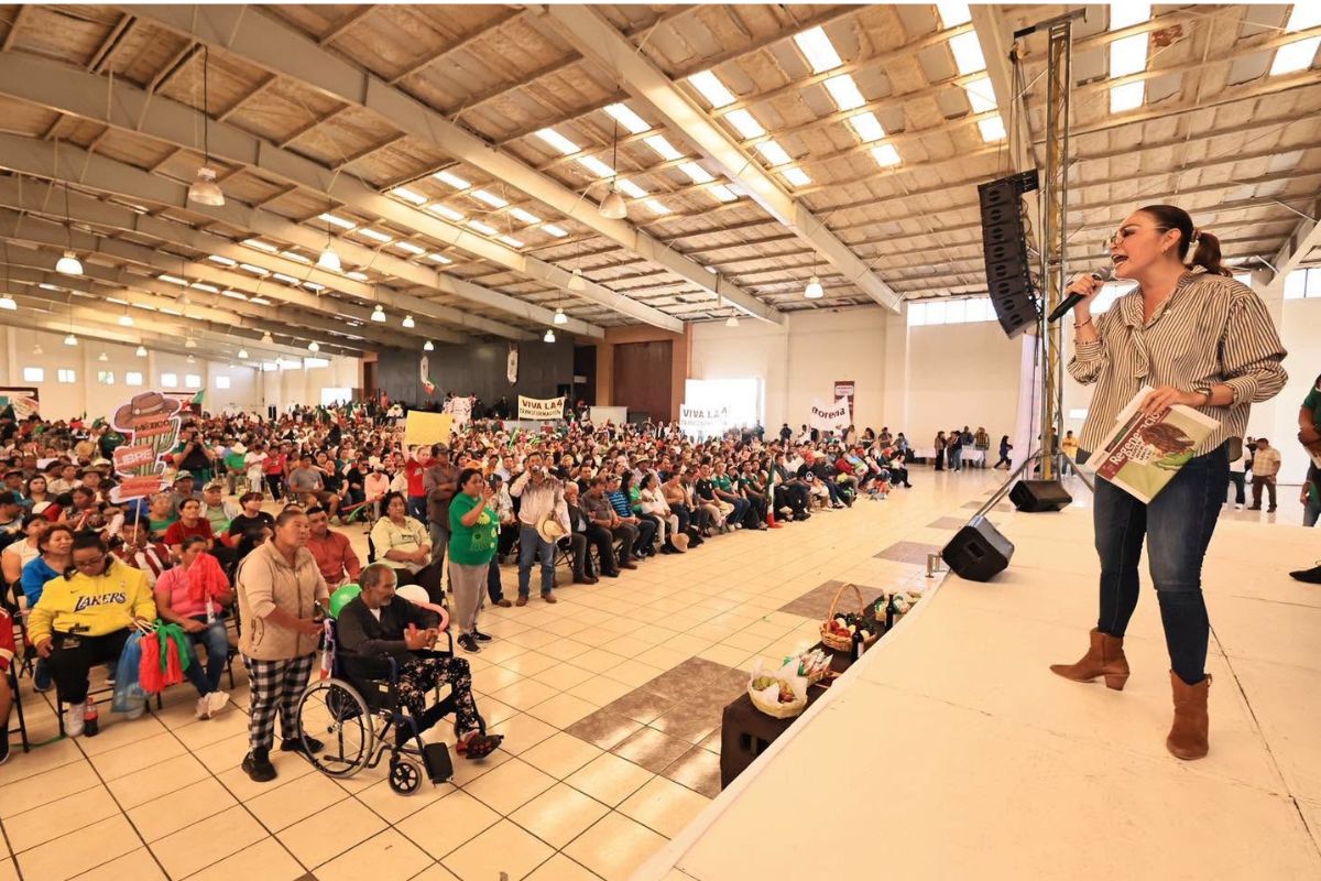Verónica Díaz llama a fortalecer la unidad de la Cuarta Transformación durante asamblea en Fresnillo