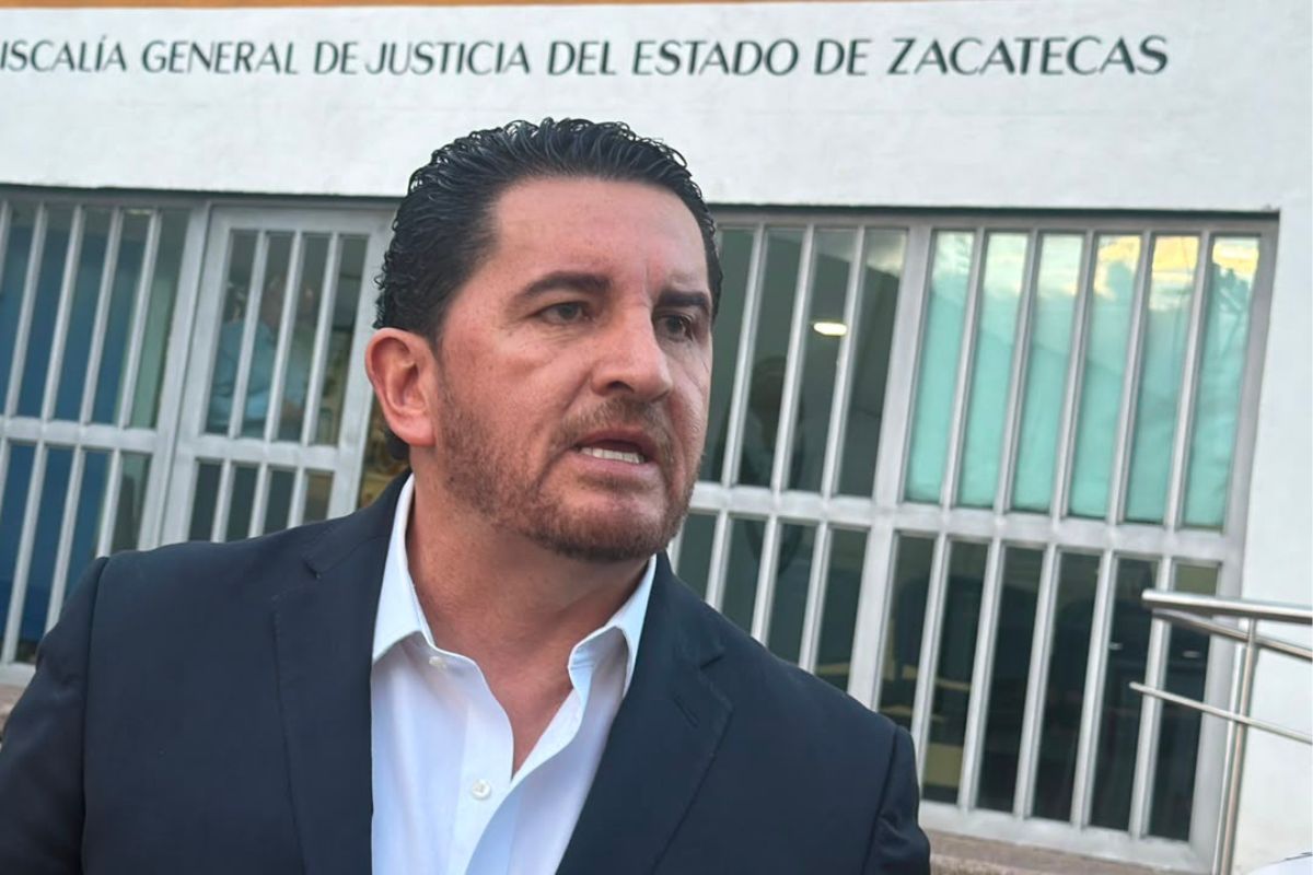Alcalde de Fresnillo comparece como testigo ante la Fiscalía por investigación del multihomicidio.