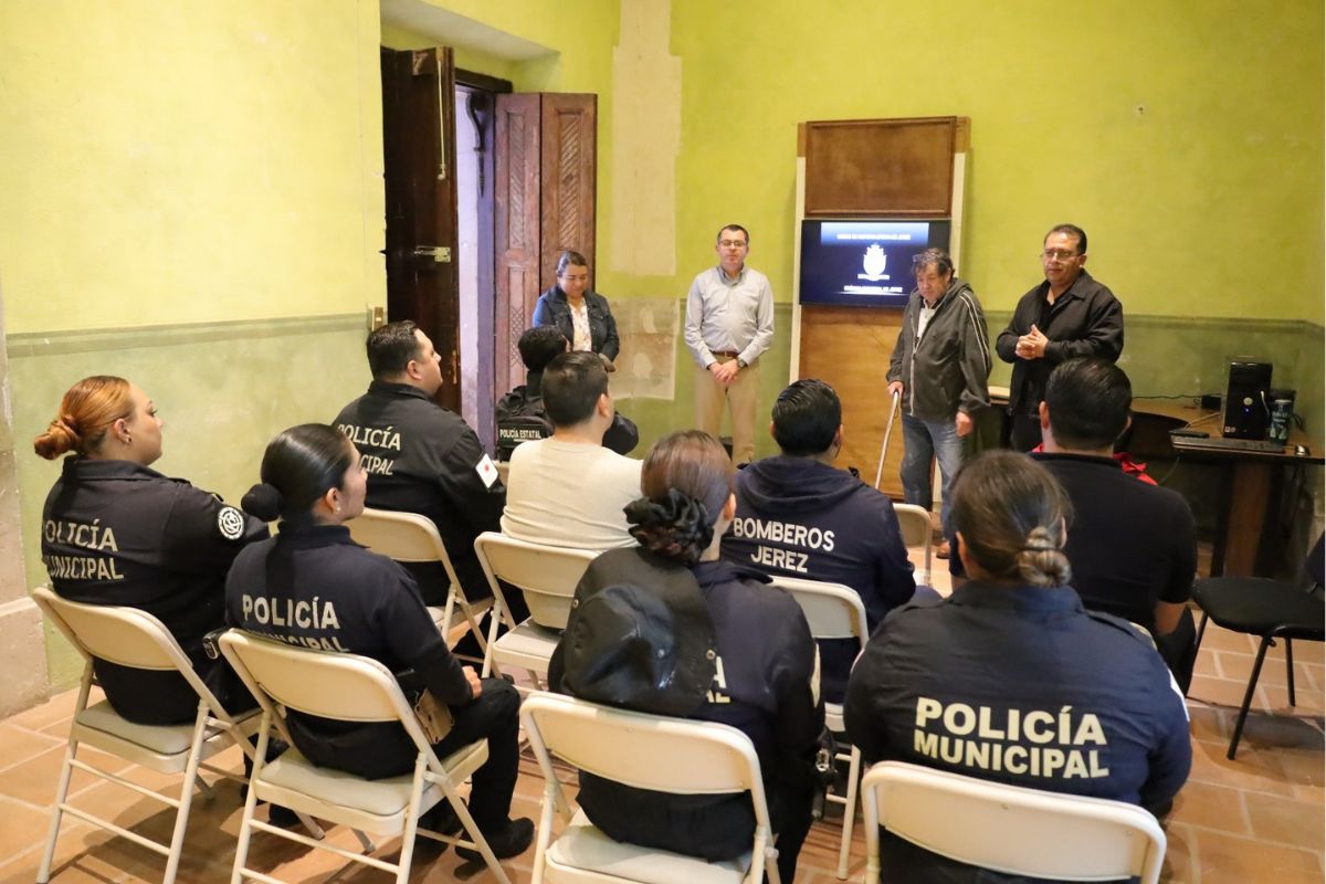 Capacitan a policías de Jerez en historia y patrimonio para fortalecer la atención turística