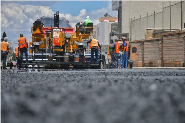Avanza reencarpetamiento de la avenida del Derecho para fortalecer la movilidad en Guadalupe