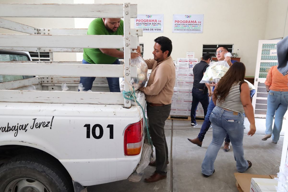 DIF de Jerez pone en marcha “Nutriendo Hogares” para ampliar el apoyo alimentario a familias vulnerables.