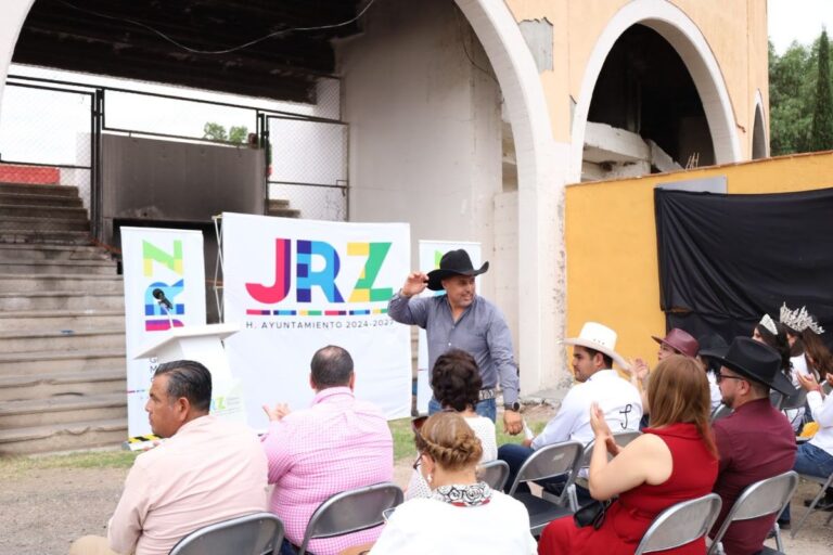 Jerez conmemora 250 años de tradición taurina con la develación de un mural conmemorativo