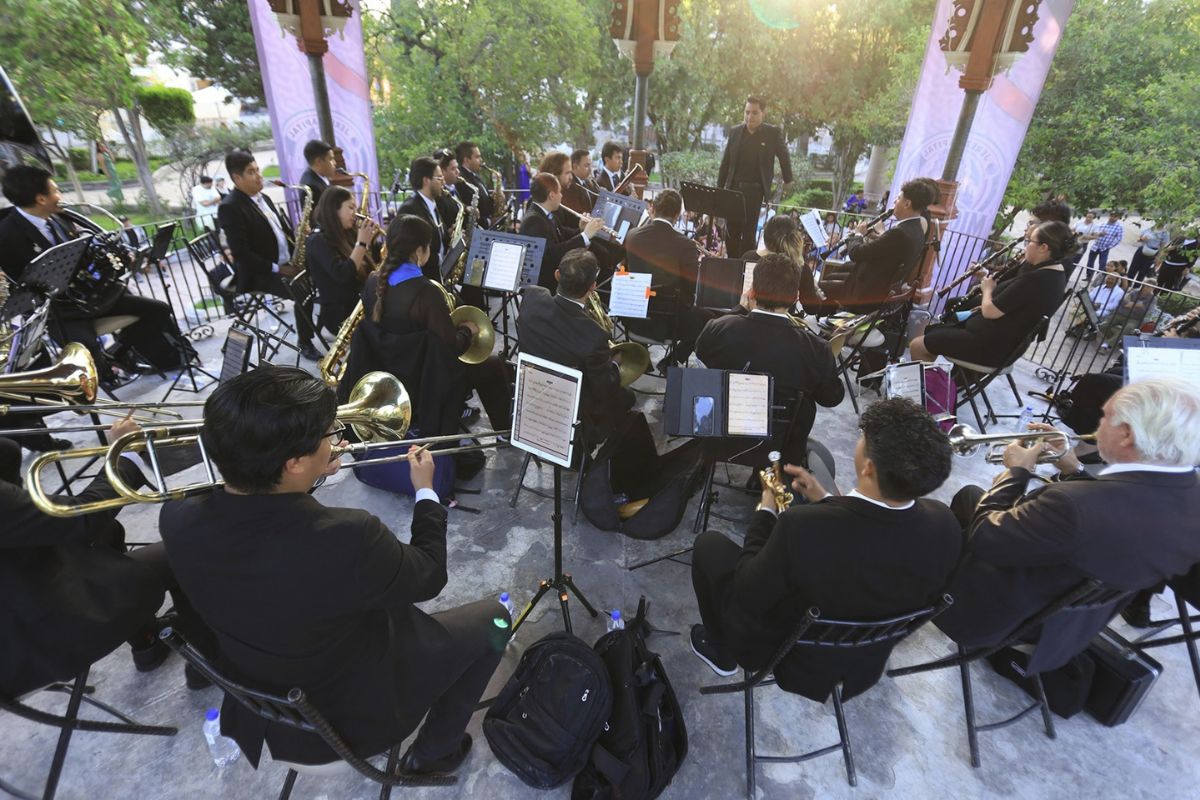 La Banda Sinfónica del Municipio de Zacatecas fortalece la agenda cultural del Festival Jerez Capital Migrante 2026.