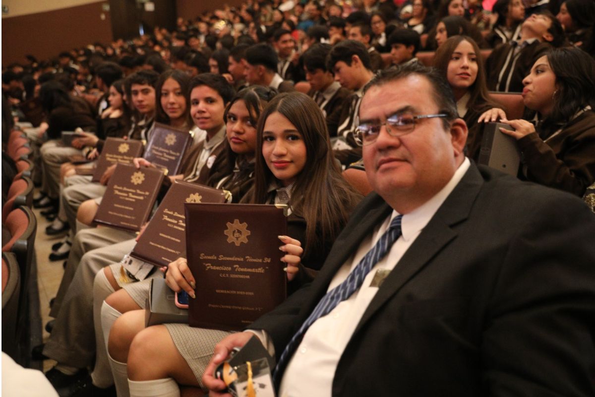 Más de 337 mil estudiantes de Zacatecas inician vacaciones; preparan entrega de apoyos para el próximo ciclo escolar.