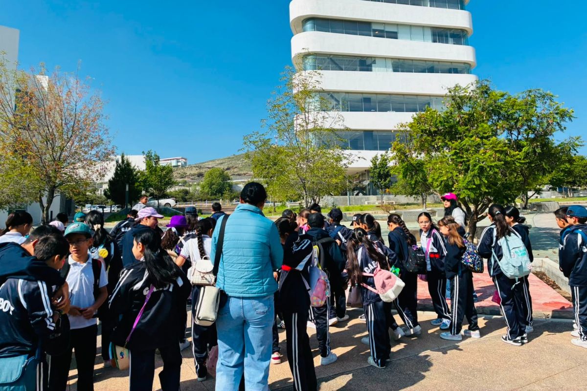 Quantum acerca la ciencia y la educación ambiental a estudiantes de primaria en Zacatecas