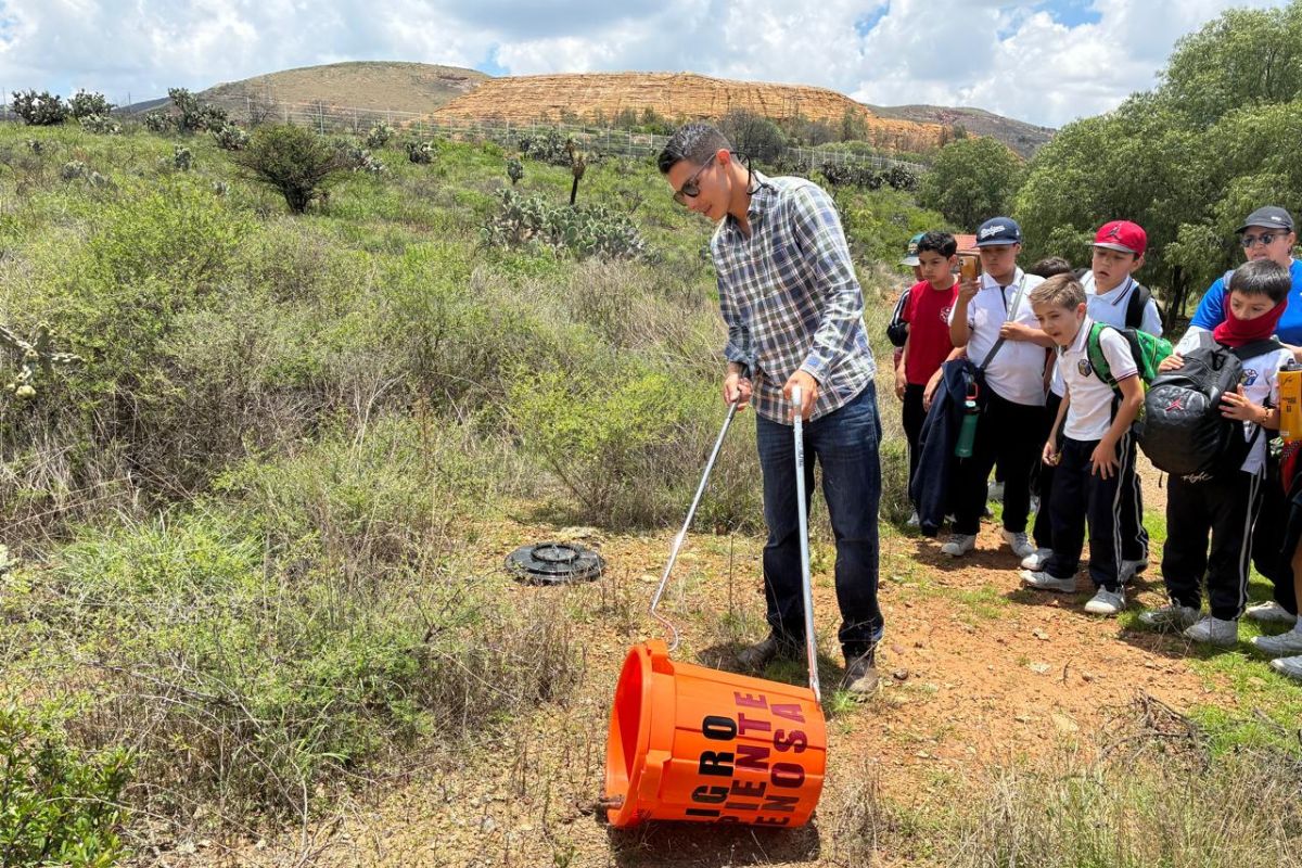 Quantum acerca la ciencia y la educación ambiental a estudiantes de primaria en Zacatecas.