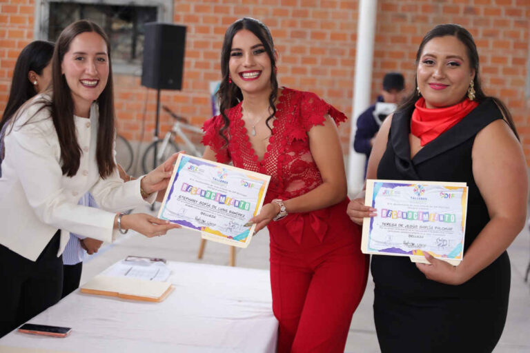 DIF de Jerez clausura ciclo de talleres comunitarios en Ermita de Guadalupe