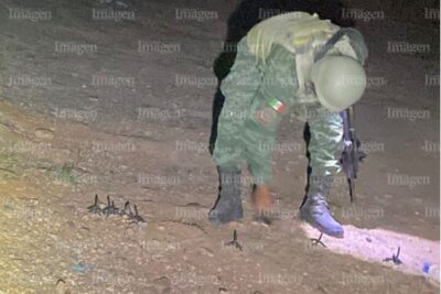 Ponchallantas dañan vehículos militares y una unidad particular durante operativo en Fresnillo