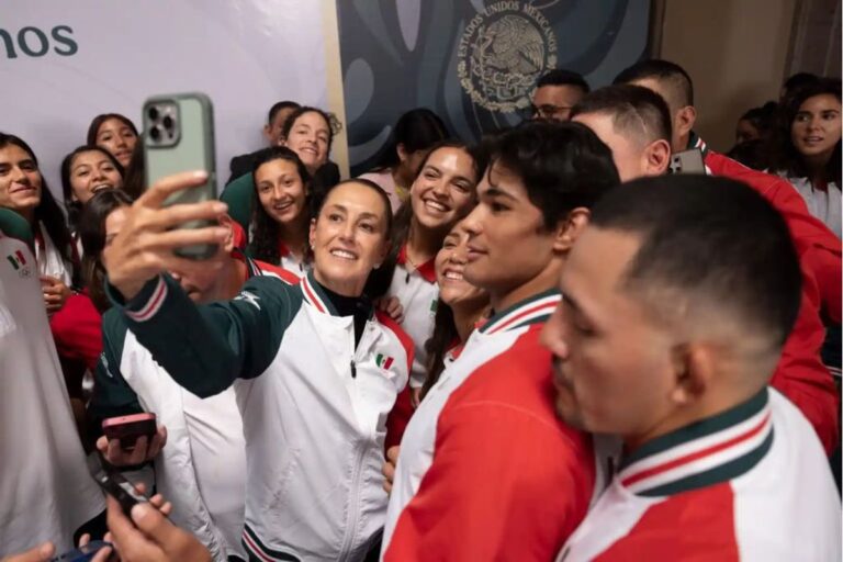 Claudia Sheinbaum abandera a la delegación mexicana rumbo a los Juegos Centroamericanos y del Caribe Santo Domingo 2026