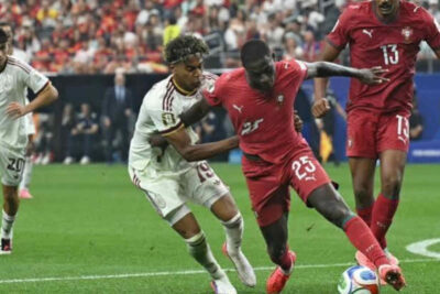 España vence a Portugal con gol agónico de Merino en el Mundial 2026