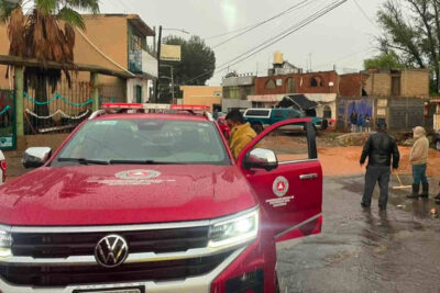 Protección Civil auxilia a familias y automovilistas tras las lluvias en Zacatecas