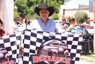Autos clásicos llenan de tradición y convivencia el Festival Jerez Capital Migrante 2026