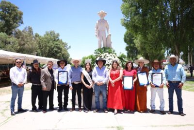 Reconocen la trayectoria de jerezanos que fortalecen el vínculo con su tierra