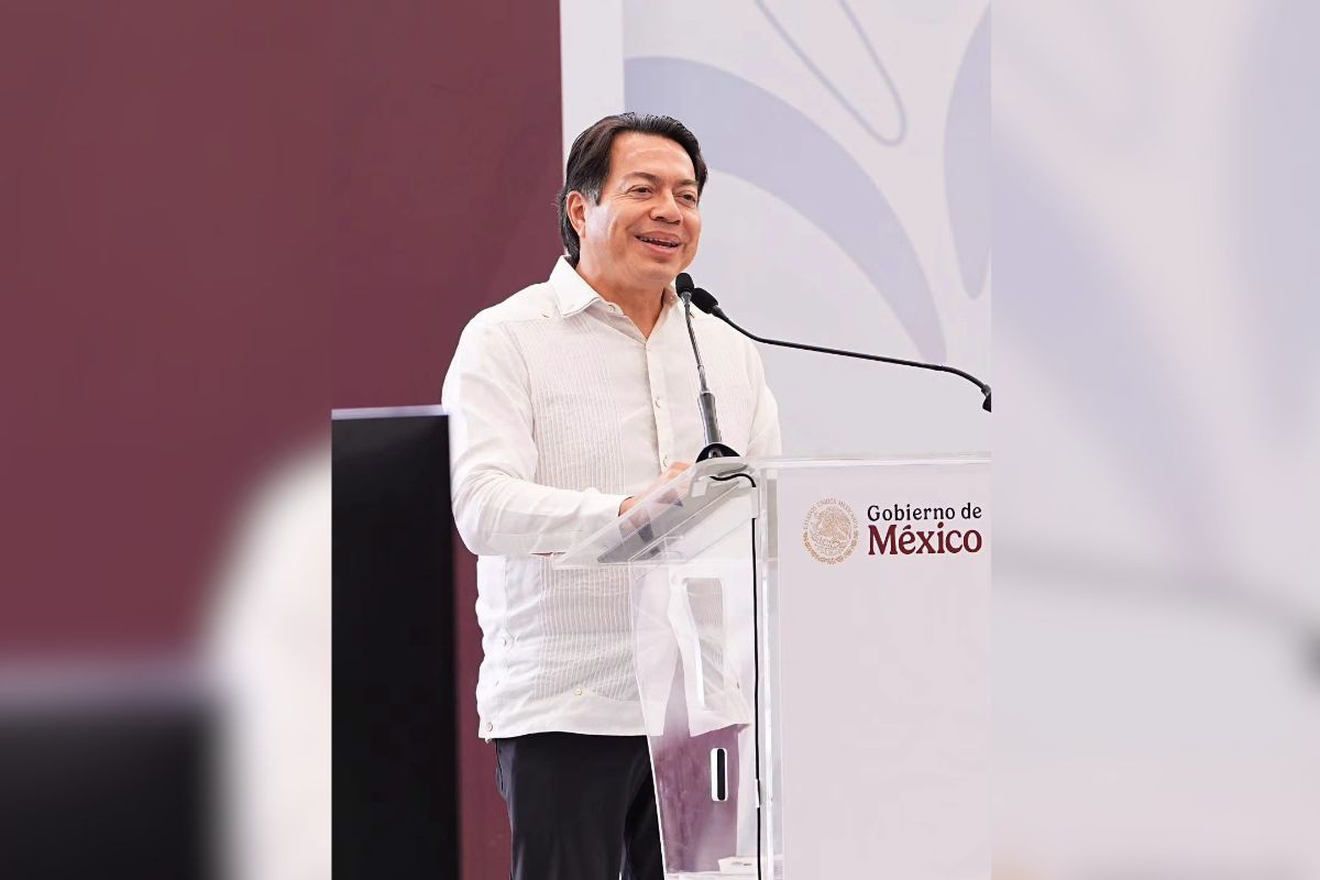 Mario Delgado, secretario de educación.